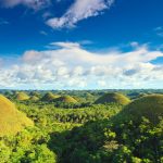 Chocolate Hills: Keajaiban Alam dengan Lanskap yang Tak Biasa!