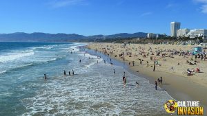 Santa Monica Beach: Destinasi Impian Para Pecinta Pantai!