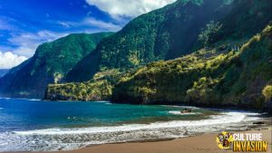 Pulau Madeira Surga Tropis dengan Pantai Seixal Menakjubkan!