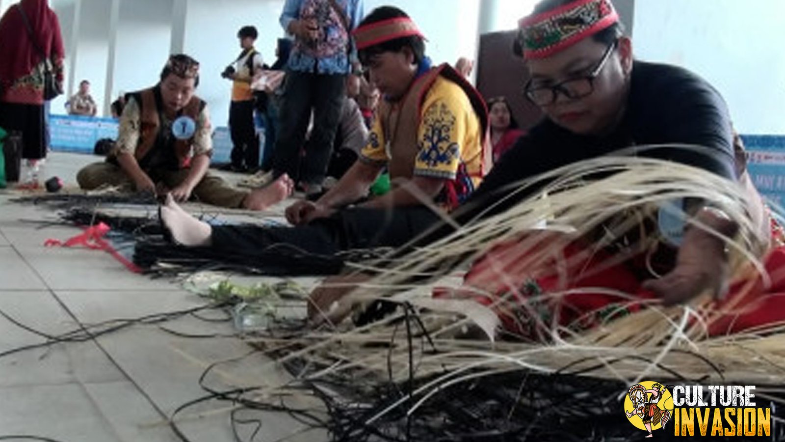 Anyaman Rotan Dayak Palangka Raya Jadi Sorotan Budaya